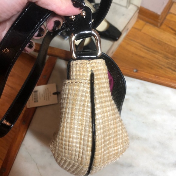 NWT-COLE HAAN STRAW/BLACK PATENT CROSS-BODY BAG - Picture 9 of 16